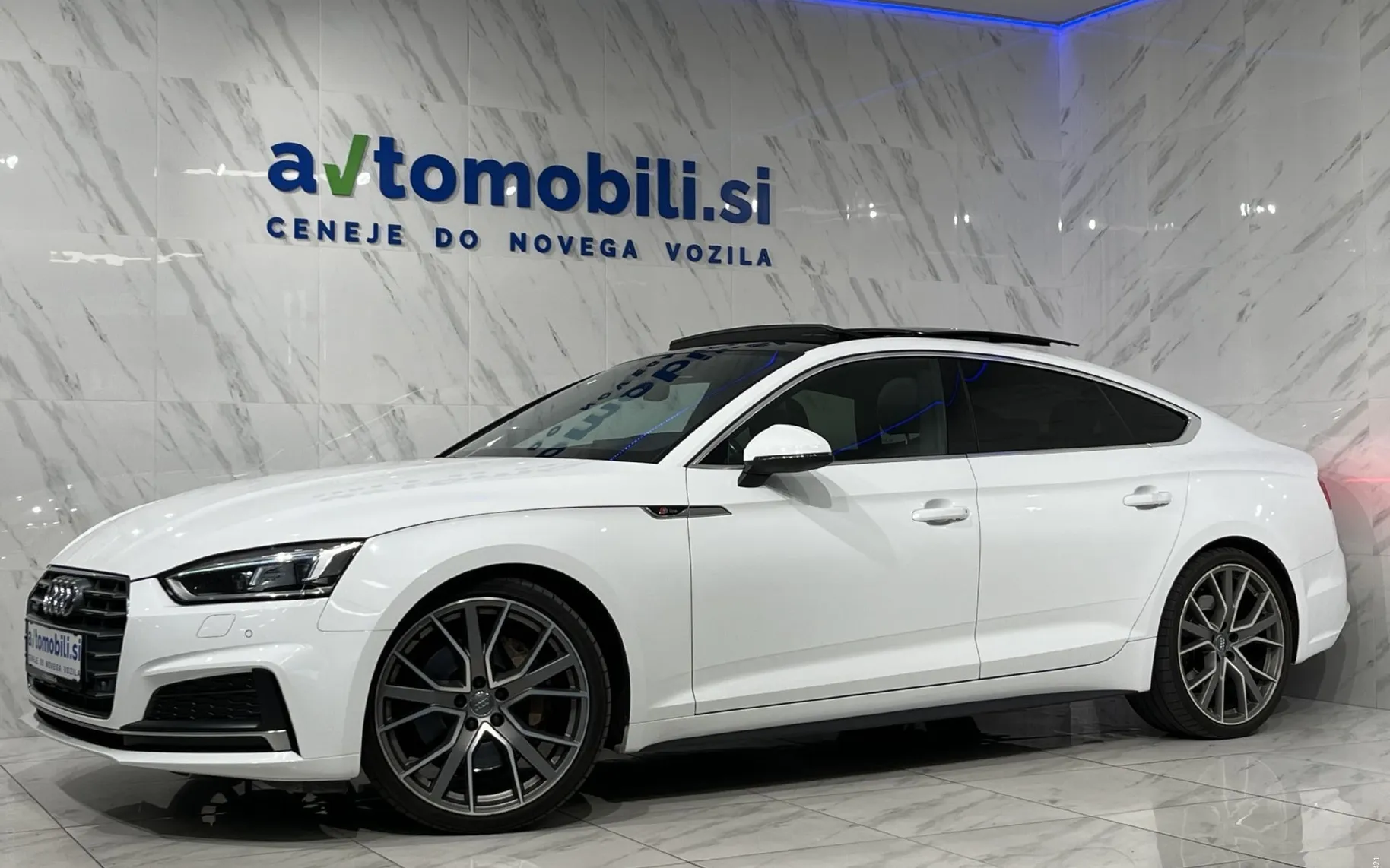 Zunanja slika - Audi A5 Sportback - 50 TDI|S-line|Q|Temp.|Pano|Kamera|HUD|Memory... - 2