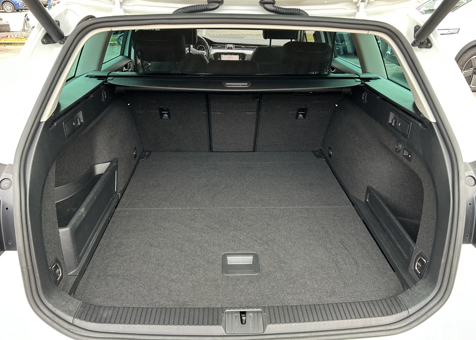 Zunanja slika - Volkswagen Passat - 4motion 2,0 TDI DSG - 5
