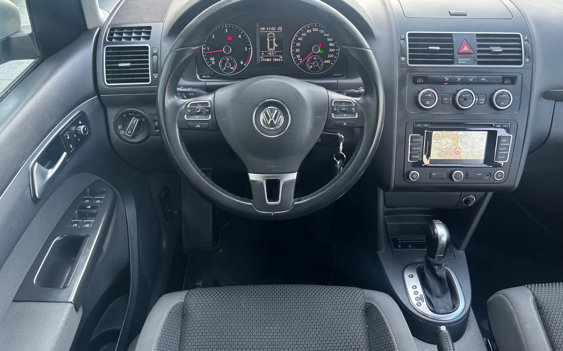 Zunanja slika - Volkswagen Touran - | 1.6 TDI | BlueMotion | DSG | HIGHLINE | TOP | - 10
