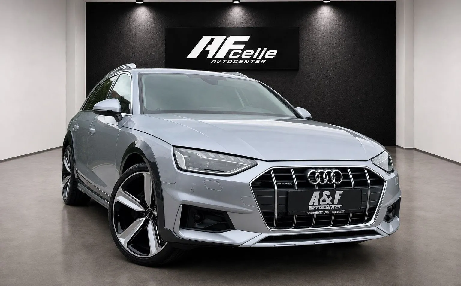 Zunanja slika - Audi A4 Allroad - 2.0 TDI-AUT-S LINE-88.000km-VIRUTAL-MATRIX-NAVI-.. - 3