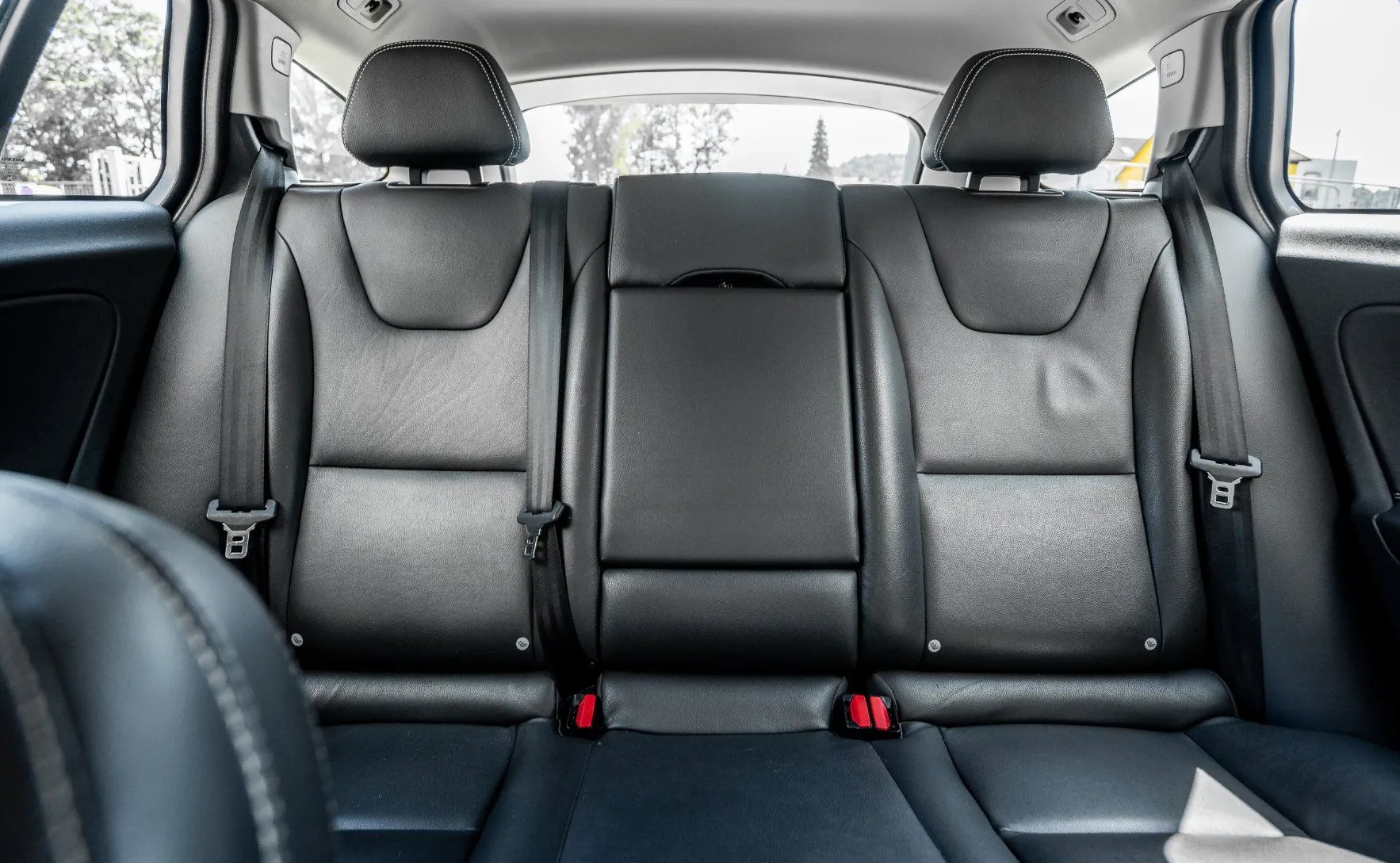 Zunanja slika - Volvo V60 - D6 2.4 TD TwinEngine AUT. tempomat navi senzorji - 11