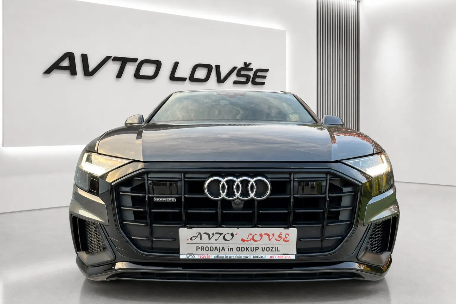 Zunanja slika - Audi Q8 - 50 TDI quattro 3x S line-1 LASTNIK-MATRIX-22 col - 4