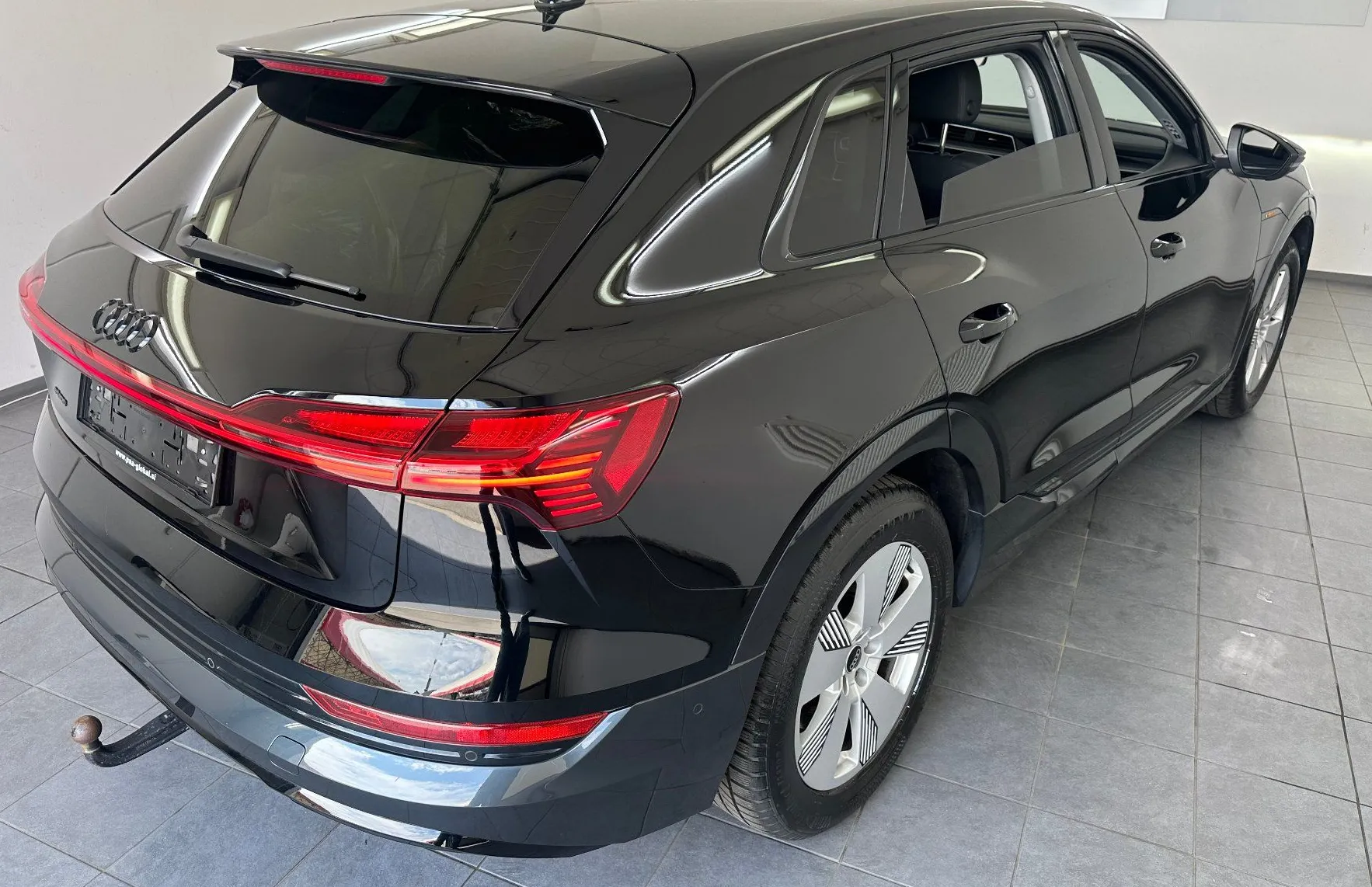 Zunanja slika - Audi e-tron - 50 quattro.NEMŠKI+4ALU.KAMERA.NAV.USNJE.KLJUKA.ACC - 18