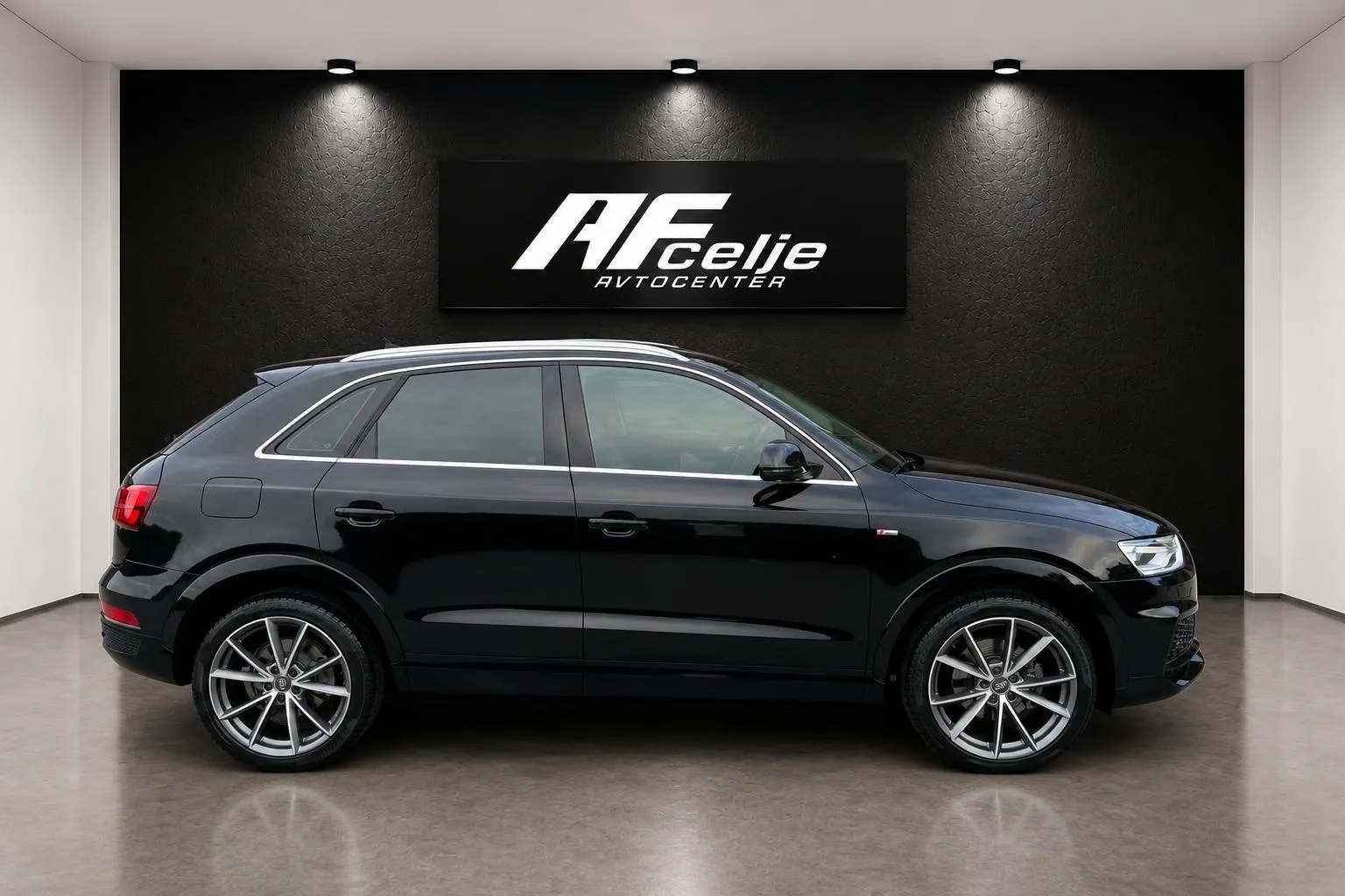 Zunanja slika - Audi Q3 - 2.0 TDI-Q-4X4-S TRONIC-S LINE-LIZING ZA TUJCE- - 4
