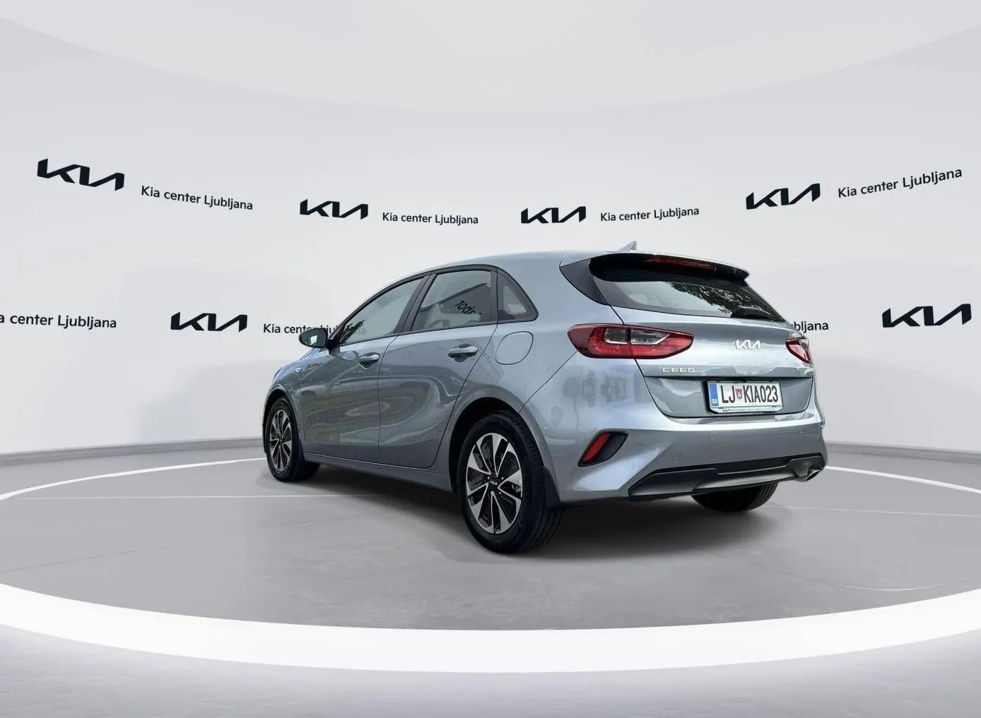 Zunanja slika - KIA Ceed - 1.0 T-GDi LX Champion+ ISG. M T - 7