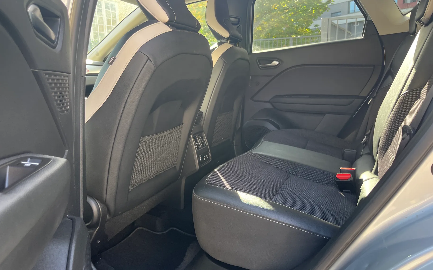 Notranja slika - Renault Captur - 1.0 / - 21