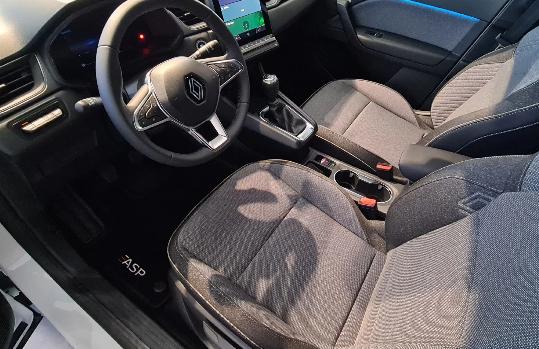 Zunanja slika - Renault Captur - TCe 140 techno - 14