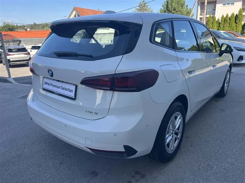 Zunanja slika - BMW Serija 2 - 218i Active Tourer - 2