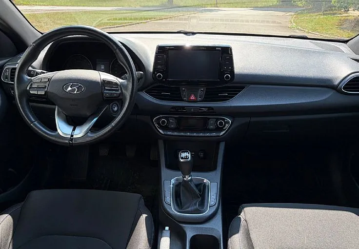 Zunanja slika - Hyundai i30 - 1.0 T-GDI 120 Style - 49.000 KM - 10
