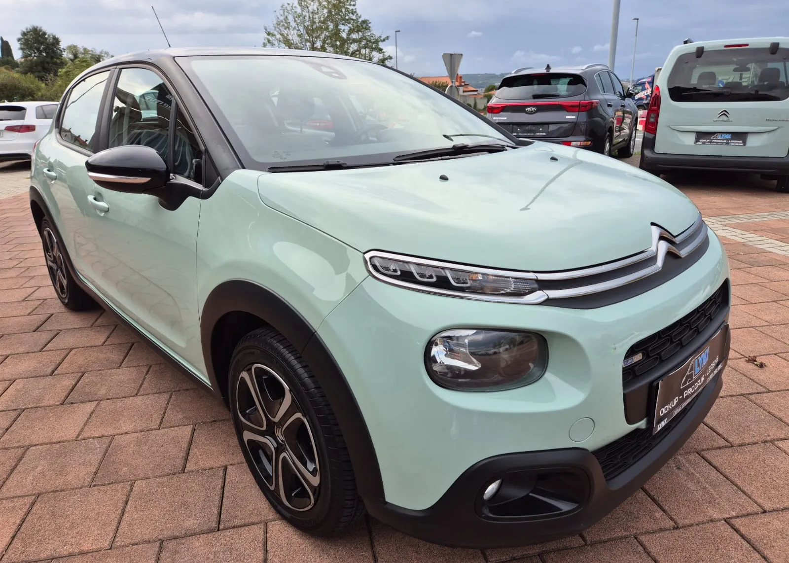 Zunanja slika - Citroën C3 - 1.2-HITRI KREDIT,LEAISNG BREZ POLOGA-JAMSTVO - 8