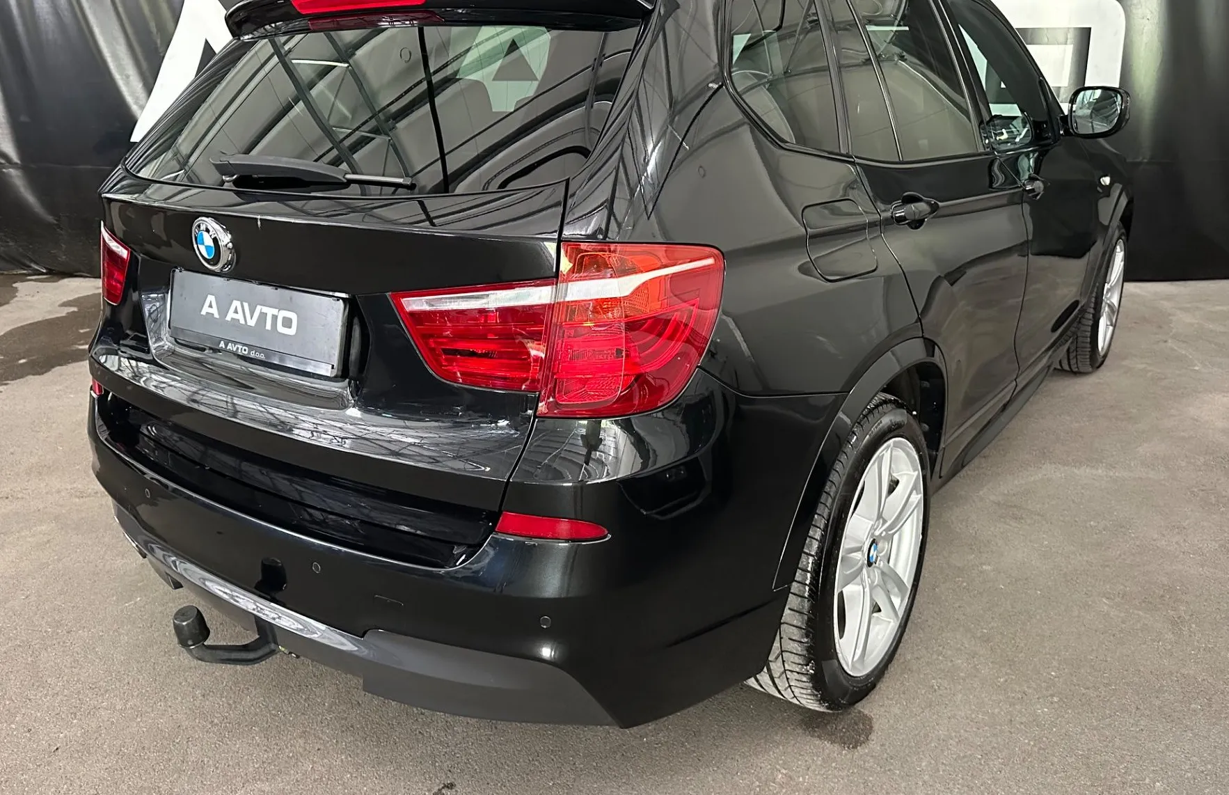 Zunanja slika - BMW X3 - serija : xDrive35d Avt. MSPORT-19COL-KAMERA-HUD-NAVI-USNJE - 6