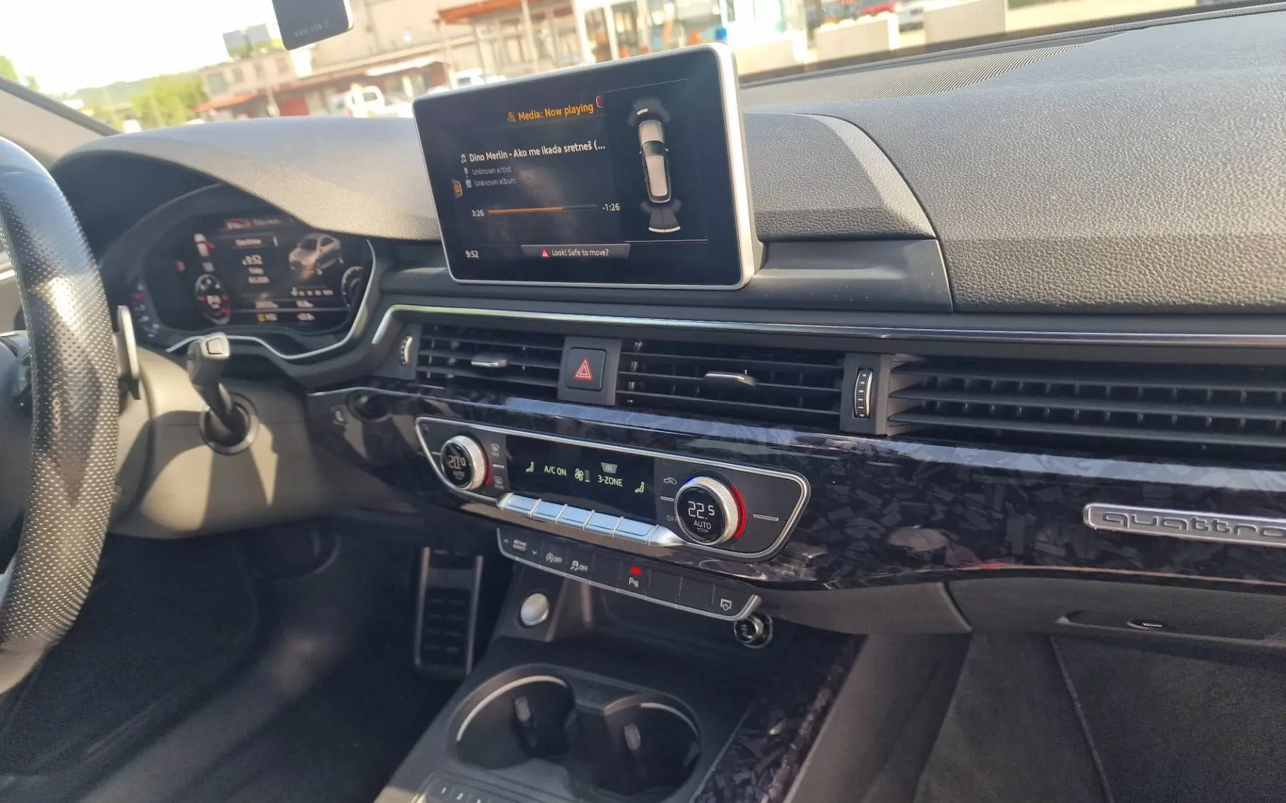 Notranja slika - Audi A4 Avant - 2.0 TDI 4x4 190PS S-LINE VIRTUAL-AMBIENT- KOT NO - 8