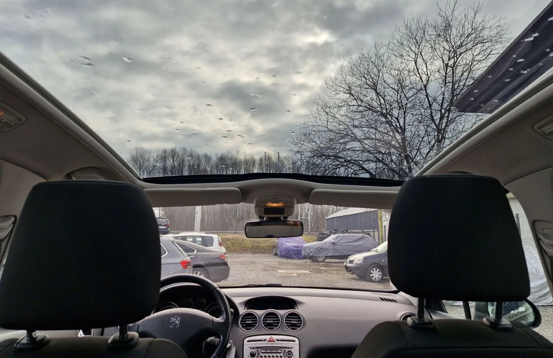 Zunanja slika - Peugeot 308 - 1.6 Hdi Monospace -PANORAMA -TEMPOMAT - 11