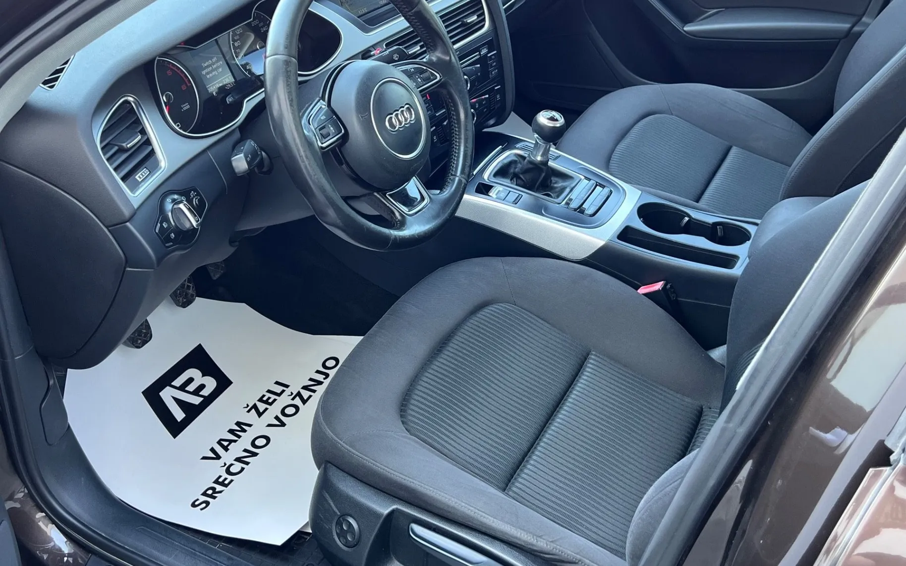 Notranja slika - Audi A4 - 2.0 TDI+PDC+TEP+ALU... - 7