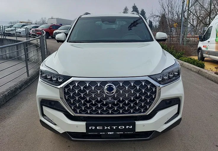 Zunanja slika - KG Mobility Rexton - 2.2 XDI DYNAMIC+  18 . 4x4 A T - 2