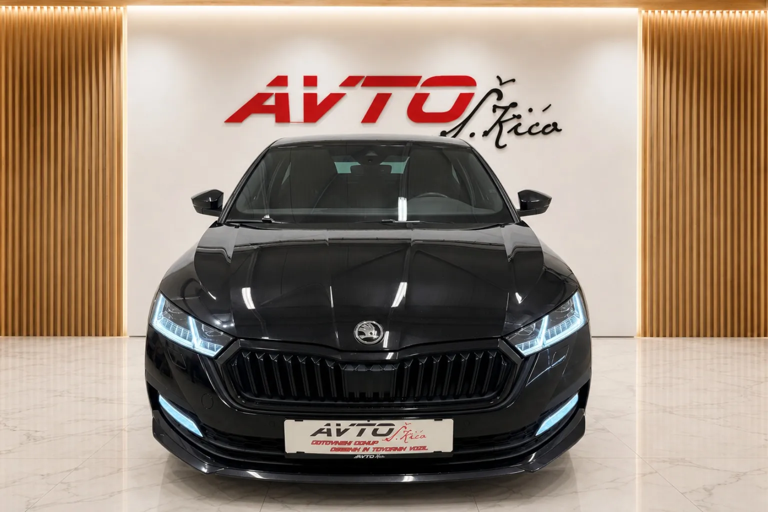 Notranja slika - Škoda Octavia - 2.0 TDI-SPORTLINE-ACC-MATRIX-VIRTUAL-KAMERA-AVT-F1 - 7