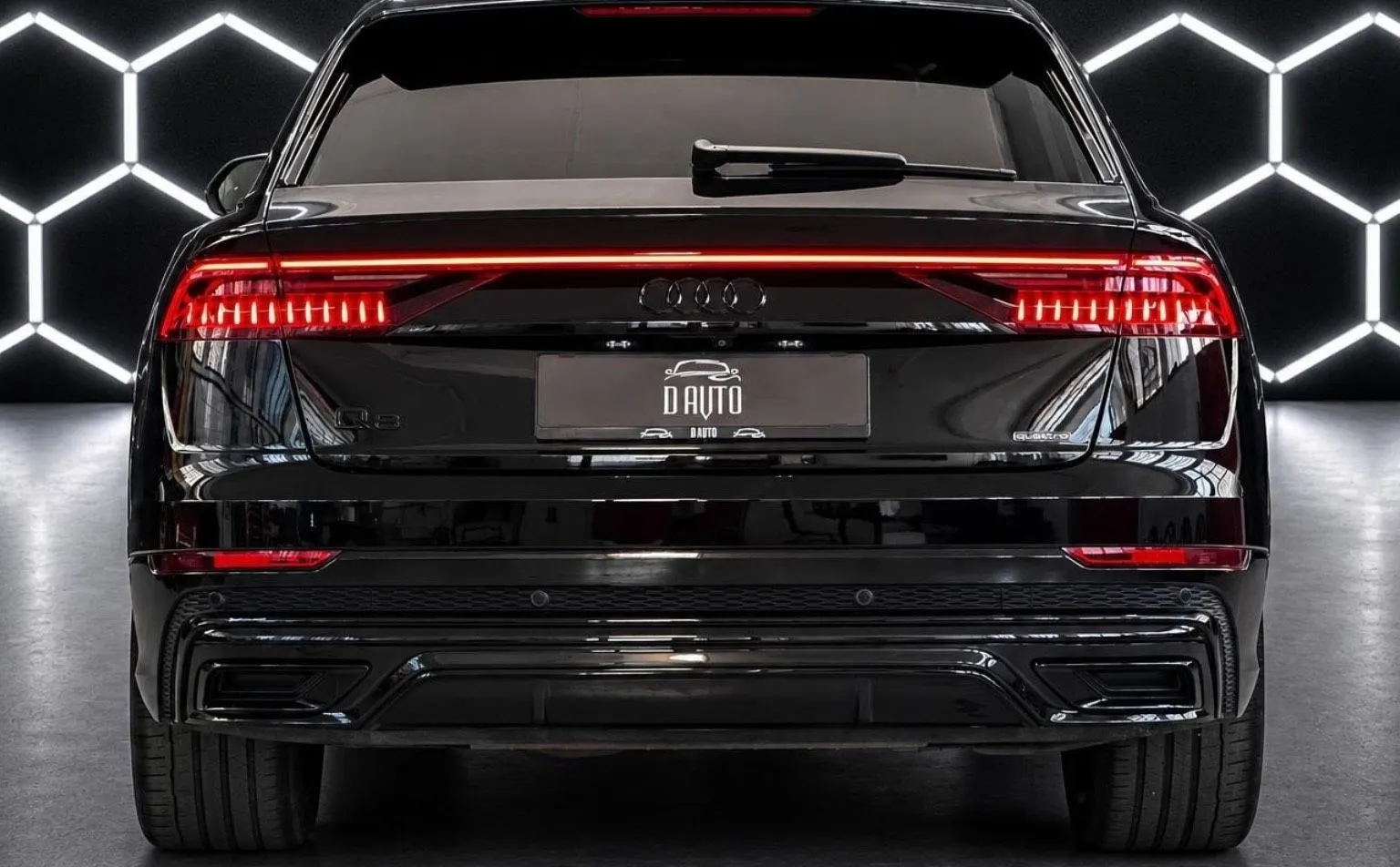 Zunanja slika - Audi Q8 - quattro 50 TDI S LINE|ZRACNO|3D KAMERA|KLJUKA| - 6