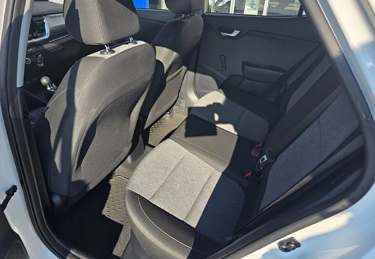 Zunanja slika - KIA Stonic - 1.2 DPI LX Fun ISG - 7