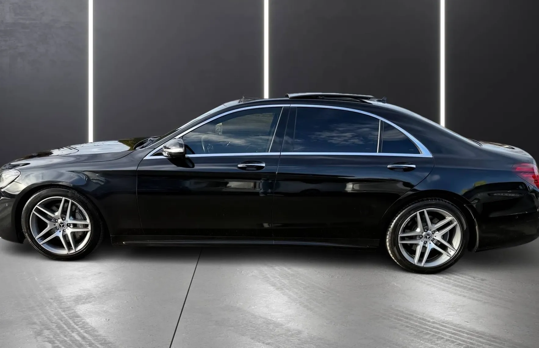 Zunanja slika - Mercedes-Benz S-Razred - 350d LONG AMG LINE MULTIBEAM 360KAM PANO PDC TOP.. - 4