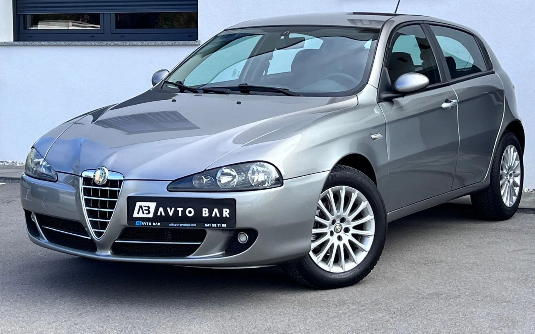Zunanja slika - Alfa Romeo 147 - 1.9 JTD M-JET+PDC+SAMO 117.875km+TEMP - 1