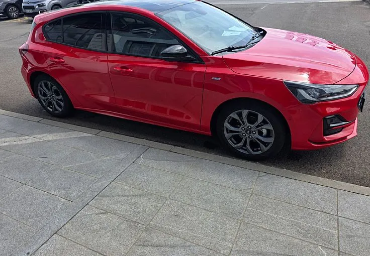 Zunanja slika - Ford Focus - ST-Line  1.0 EcoBoost 92kW Hybrid - 4