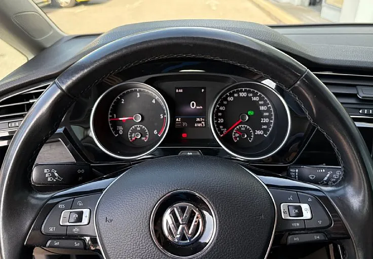 Zunanja slika - Volkswagen Touran - 2.0 TDI BMT R-Line Edition DSG - 7