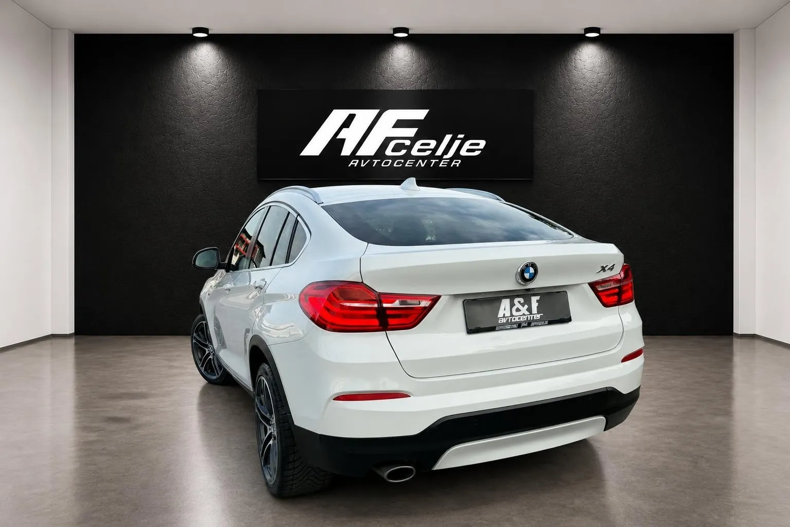 Notranja slika - BMW serija X4: - 2.0XD-4X4-AUT-M SPORT-LIZING ZA TUJCE-KAMERA-... - 7