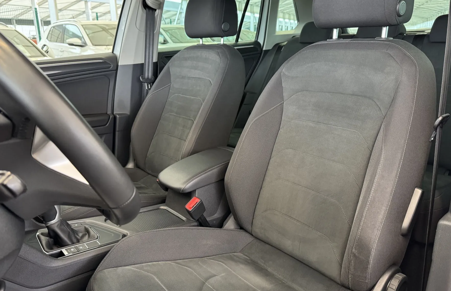 Zunanja slika - Volkswagen Tiguan - 2.0 TDI BMT Elegance DSG - 10