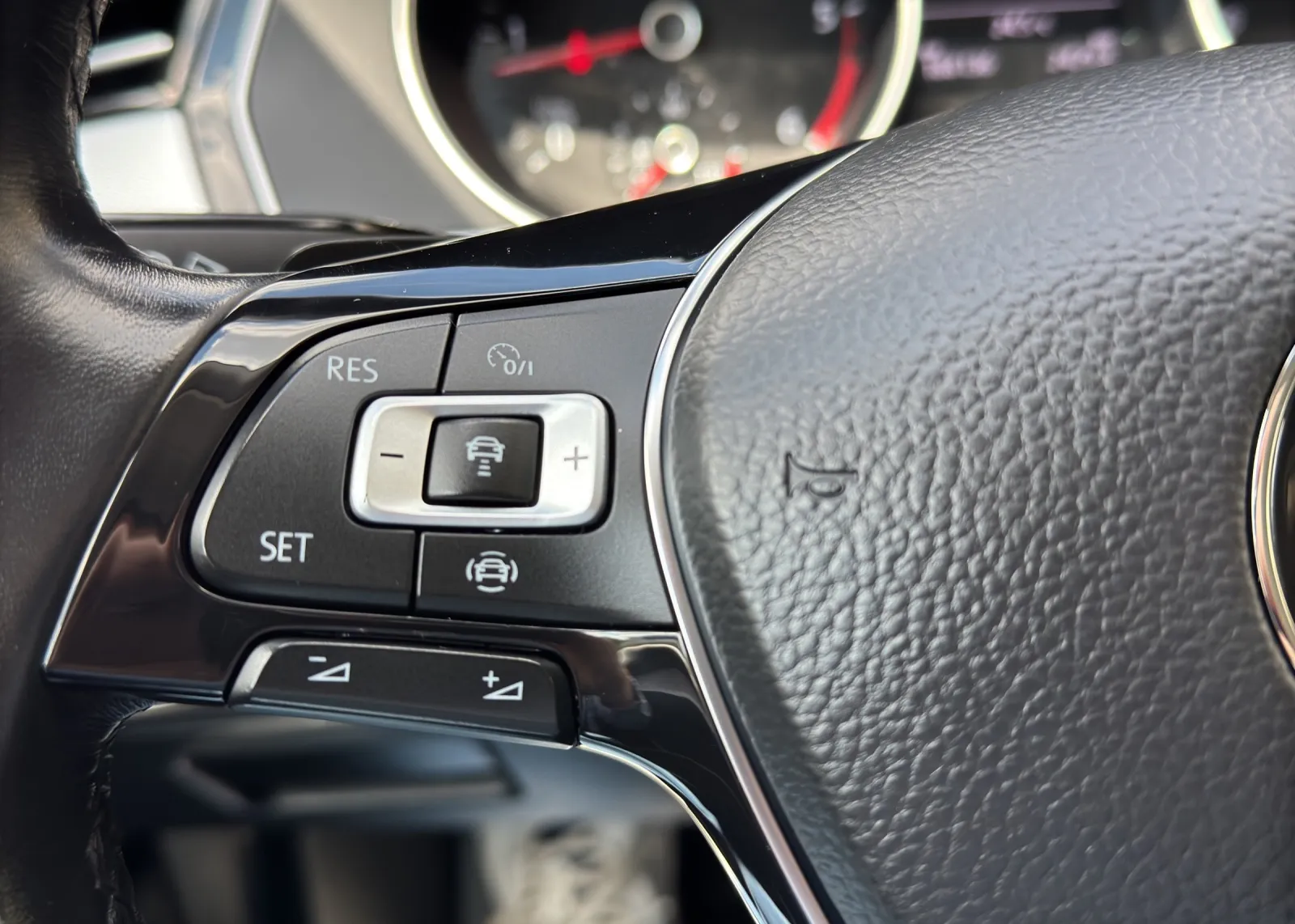 Zunanja slika - Volkswagen Passat - 2,0 TDI BMT Comfortline DSG - 15