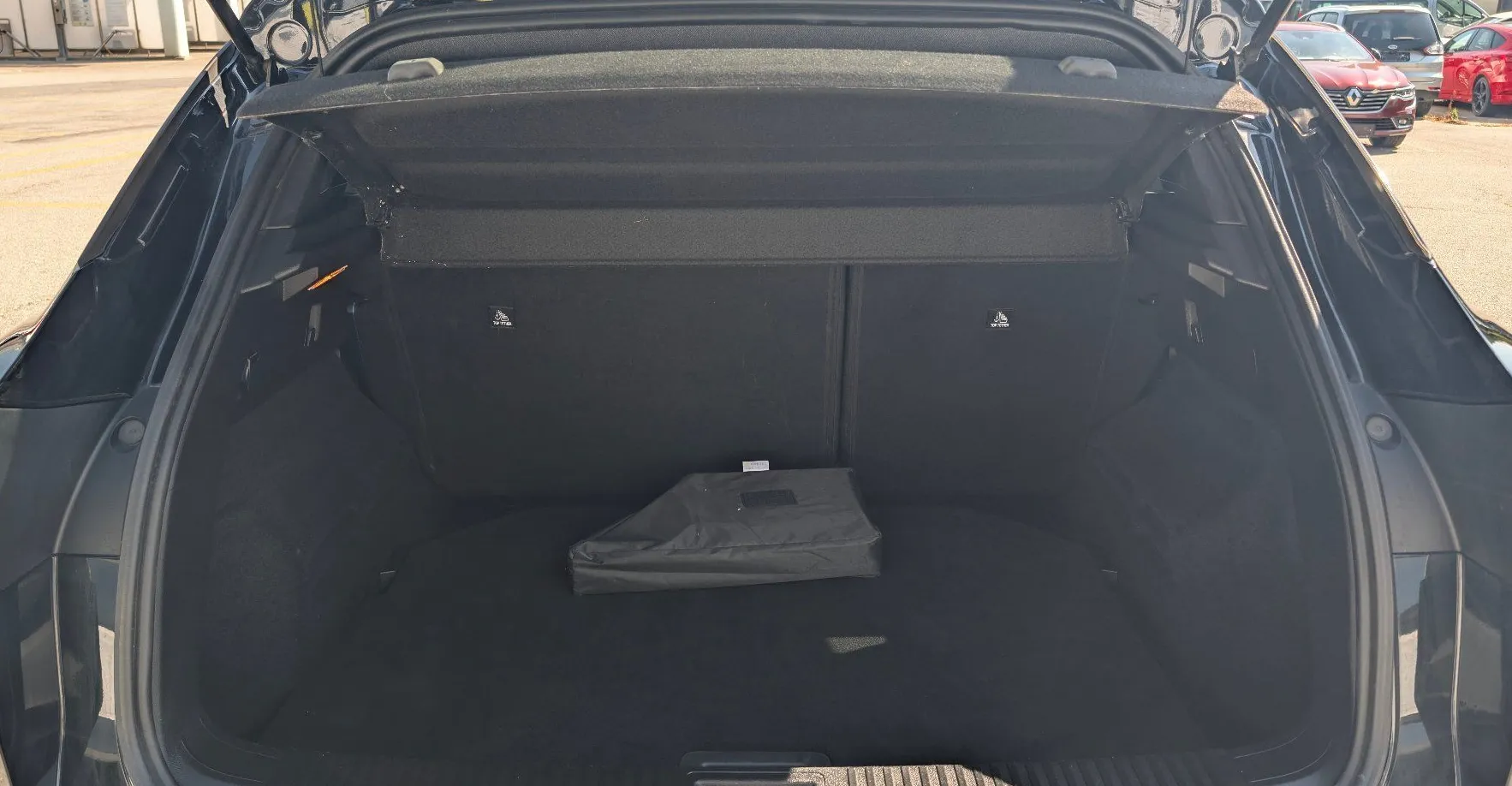 Zunanja slika - Renault Austral - TCe 160 Mild hybrid ESPRIT ALPINE  SAMO 15500KM - 9