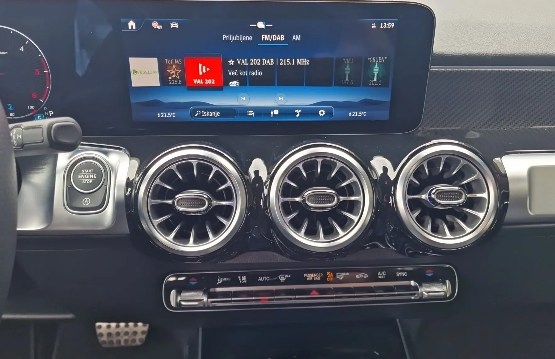 Zunanja slika - Mercedes-Benz GLB-Razred - GLB 200 d AMG Line Avt. - 9