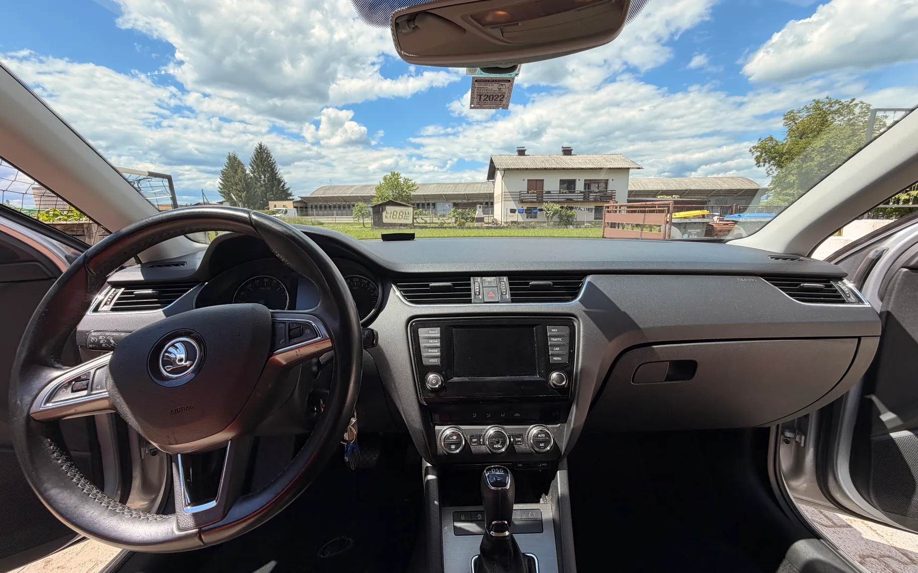 Notranja slika - Škoda Octavia - Combi 1,6 TDI Active DSG - 5