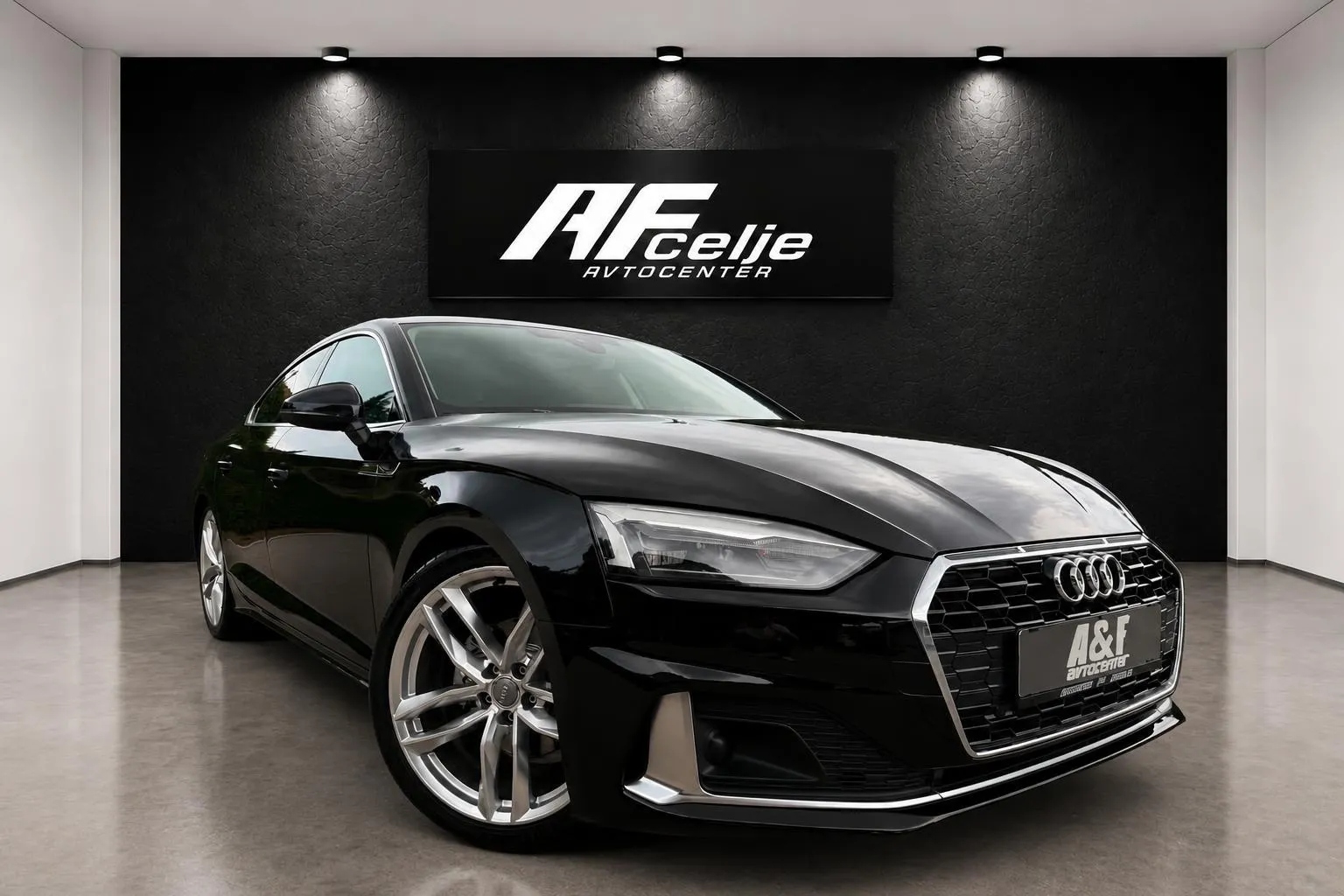 Zunanja slika - Audi A5 Sportback - 2.0 TDI-AUT-FUL LED-NAVI-LIZING ZA TUJCE-ODLIČEN-. - 3
