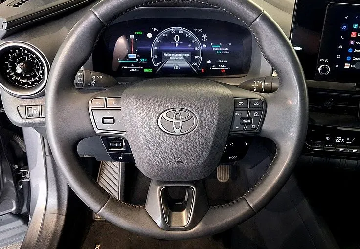 Zunanja slika - Toyota C-HR - Hybrid 1.8 C-OOL Avt. -SLO-1 LASTNIK- - 7