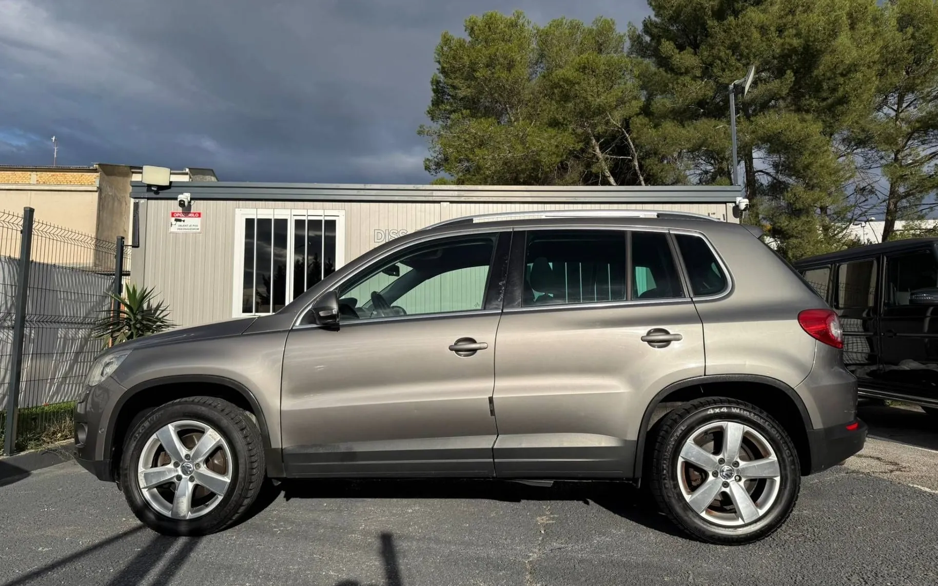 Zunanja slika - Volkswagen Tiguan - 2.0 TDI 4MOTION DSG Sport 1.LASTNIK KUP. V SLO - 6