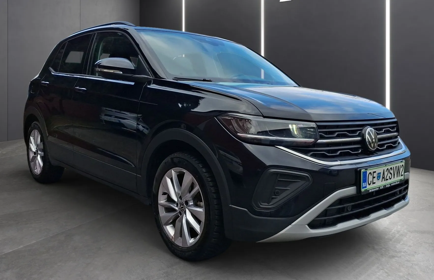 Zunanja slika - VW T-Cross - 1.0 TSI 4ALL 115KM - 2