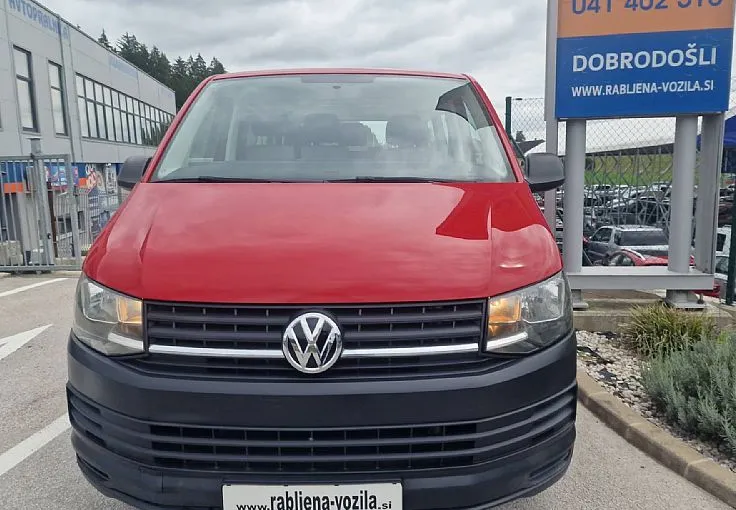 Zunanja slika - Volkswagen Transporter - T6 Kombi  8+1  2.0 TDI KMR 9 SEDEŽEV CARAVELLE - 2