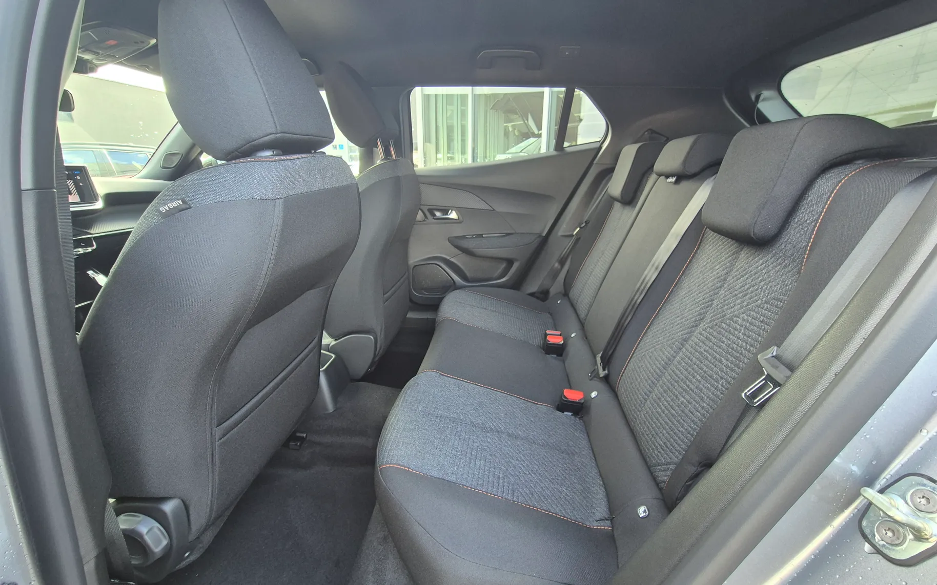 Zunanja slika - Peugeot 2008 - Active Pack HIBRID 110 - NA ZALOGI - 4