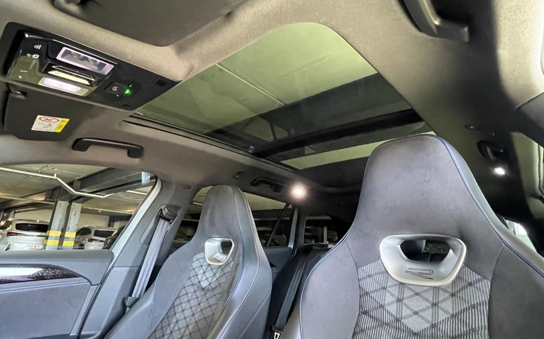 Zunanja slika - Volkswagen Passat - 2.0 TDI BMT R-Line DSG LED. NAVI.KAMER360.PDC2X - 22