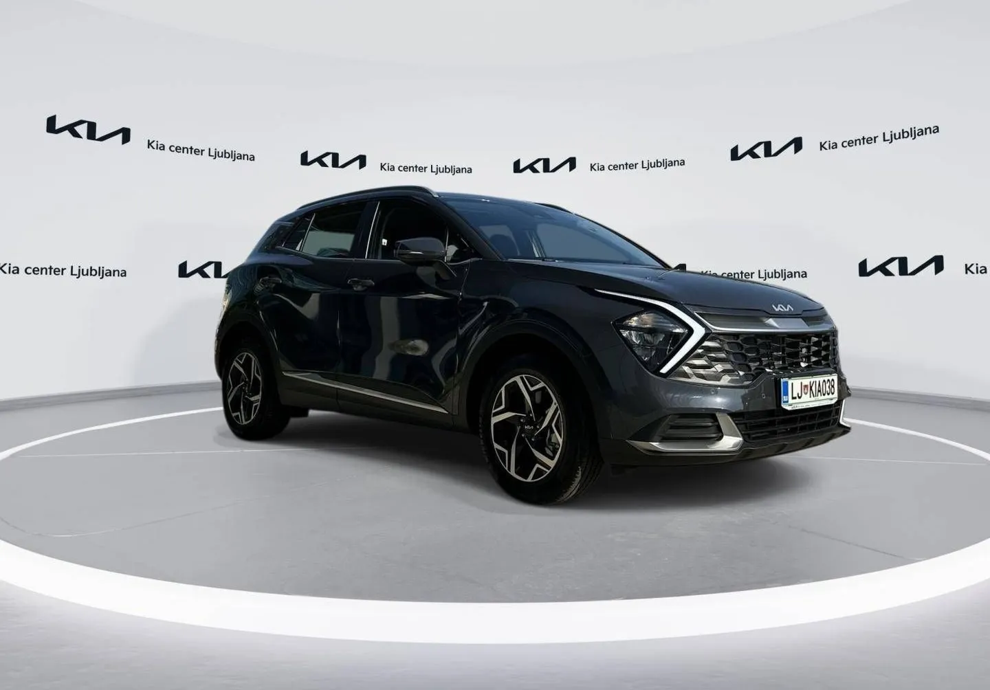 Zunanja slika - KIA Sportage - 1.6 T-GDI MHEV LX Fresh ISG DCT - 3