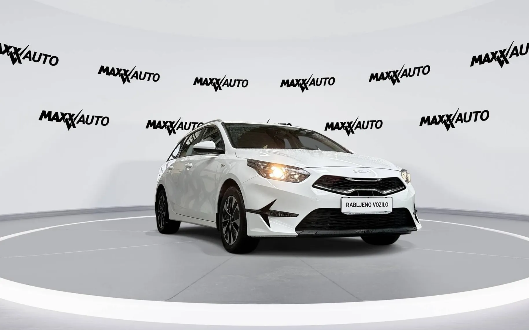 Zunanja slika - KIA Ceed SW - 1.5 T-GDI LX Champion+ ISG - 3