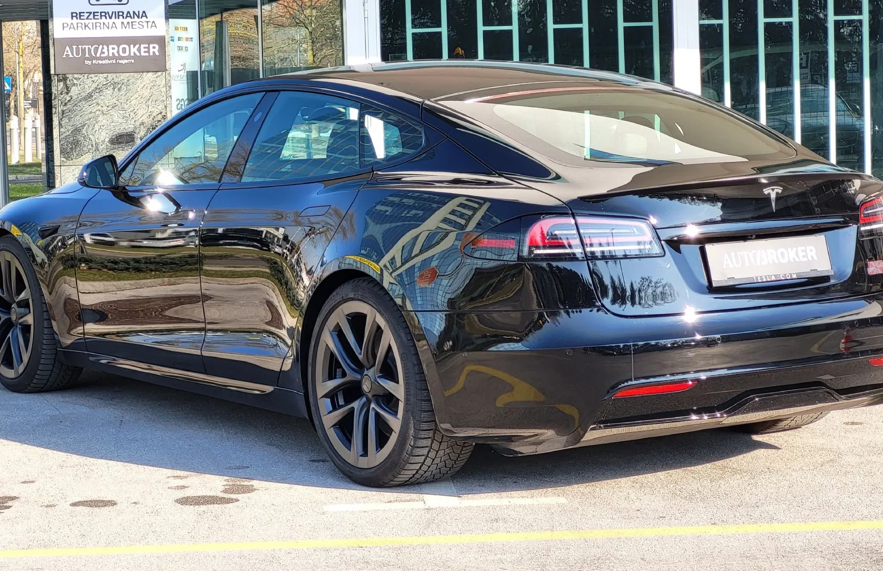 Zunanja slika - Tesla Model S - Plaid - 7