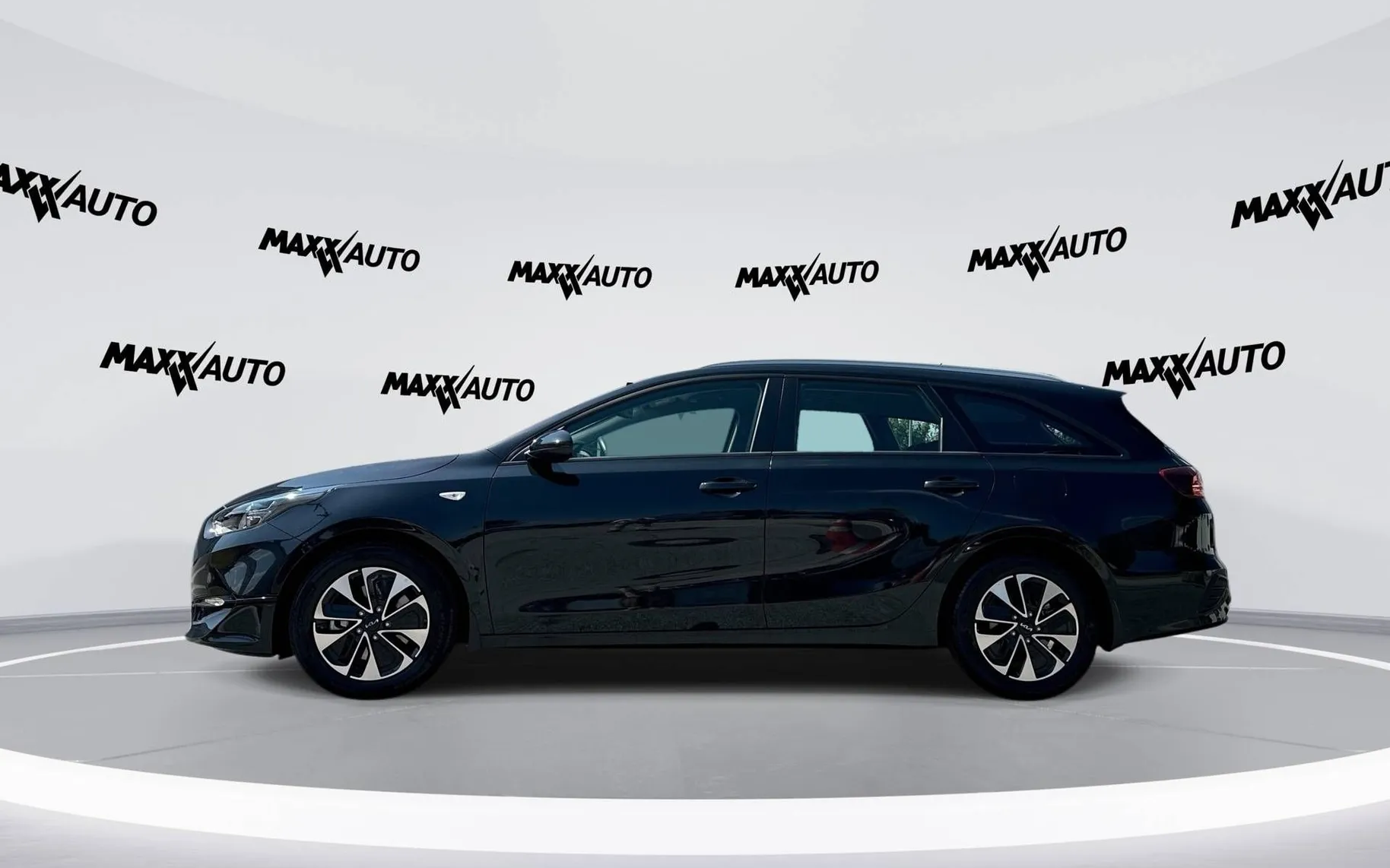 Notranja slika - KIA Ceed SW - 1.5 T-GDI LX Champion+ ISG - 8
