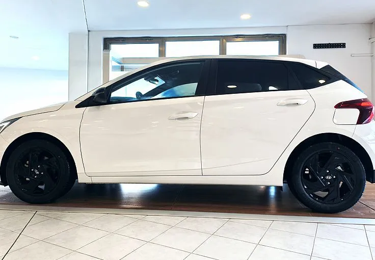 Zunanja slika - Hyundai i20 - 1.0 BLACK EDITION STYLE AUT-AKT.TEM-WINTER-VIDEO - 3