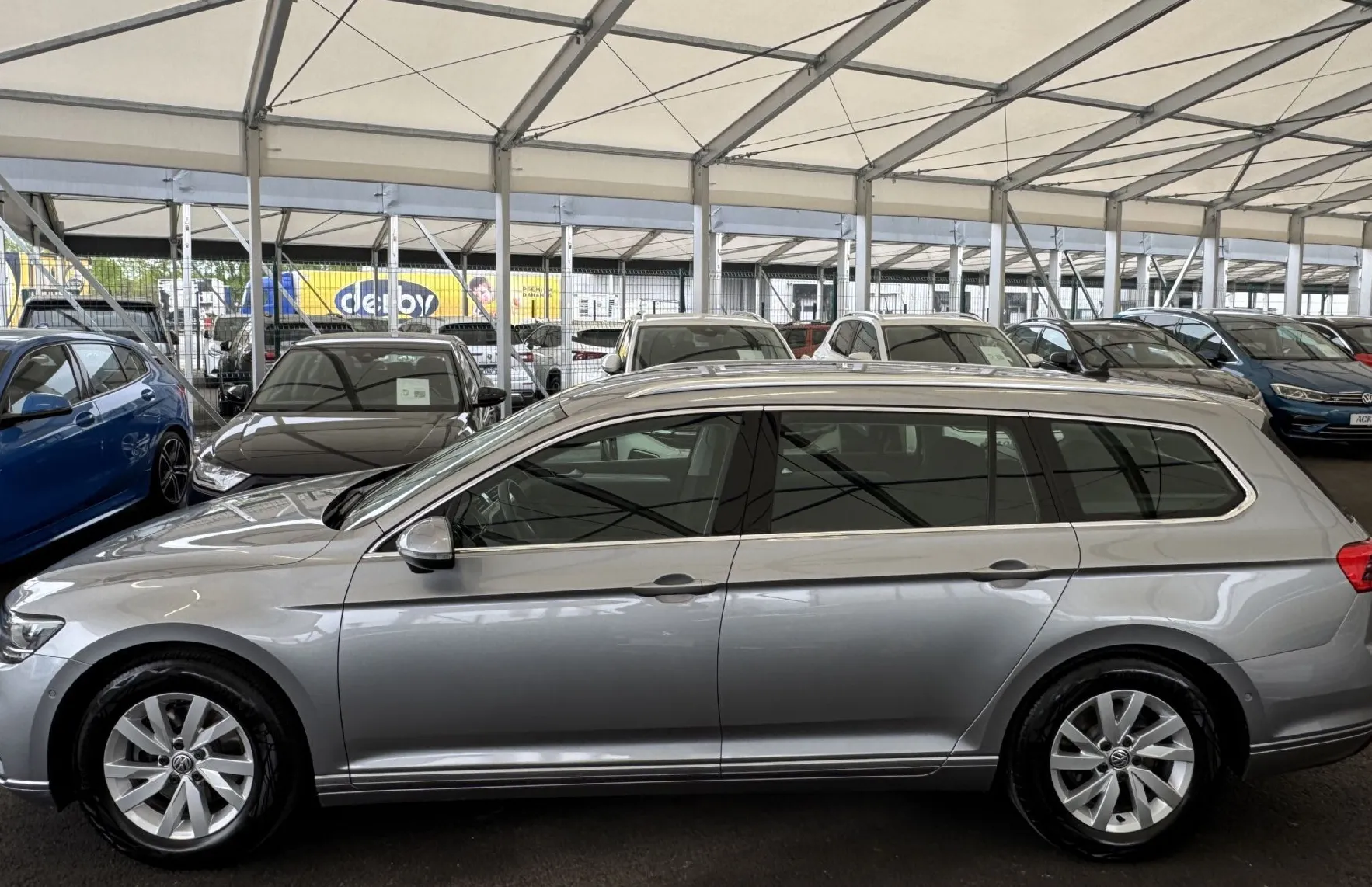 Zunanja slika - Volkswagen Passat - Variant 2.0 TDI BMT SCR Business DSG - 4