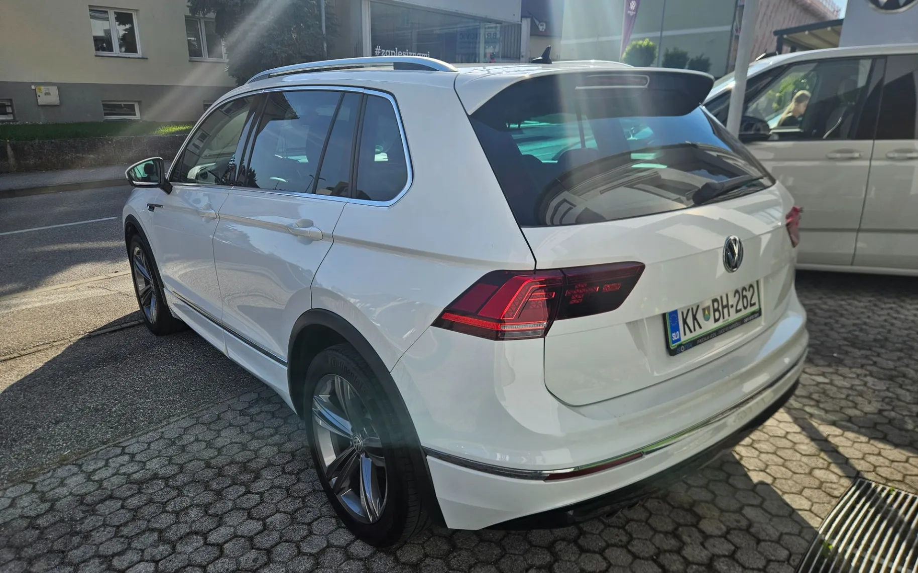 Zunanja slika - Volkswagen Tiguan - 4motion 2.0 TDI Highline DSG - 4