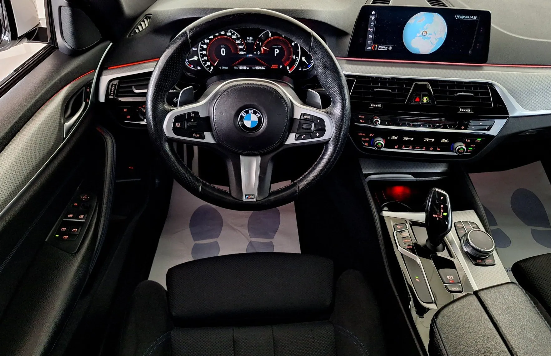 Zunanja slika - BMW Serija 5 - : 520d M-Performance•PANO•AMBIENT•ADAPTIVE LED• - 15