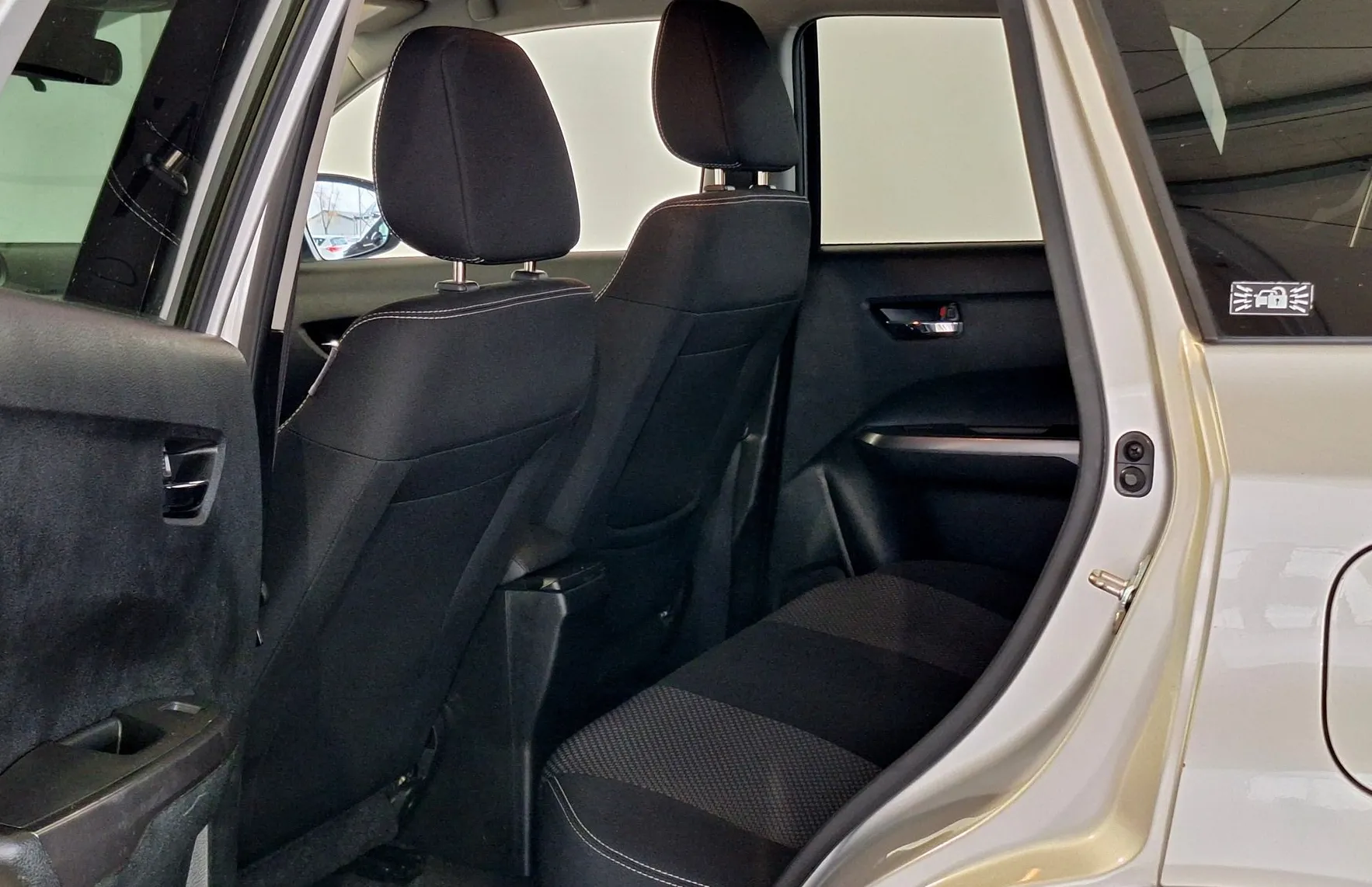 Zunanja slika - Suzuki Vitara - 1.4 BOOSTERJET HYBRID PREMIUM ALLGRIP - 13