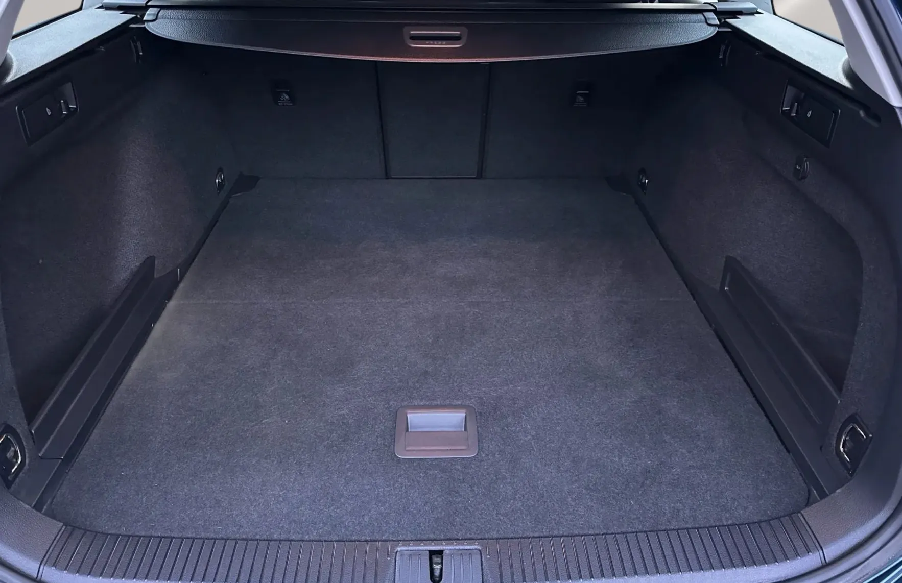 Zunanja slika - Volkswagen Passat - Variant 2.0 TDI 150 KM LED F1 DSG ACC CarPlay 1. lastnik - 20