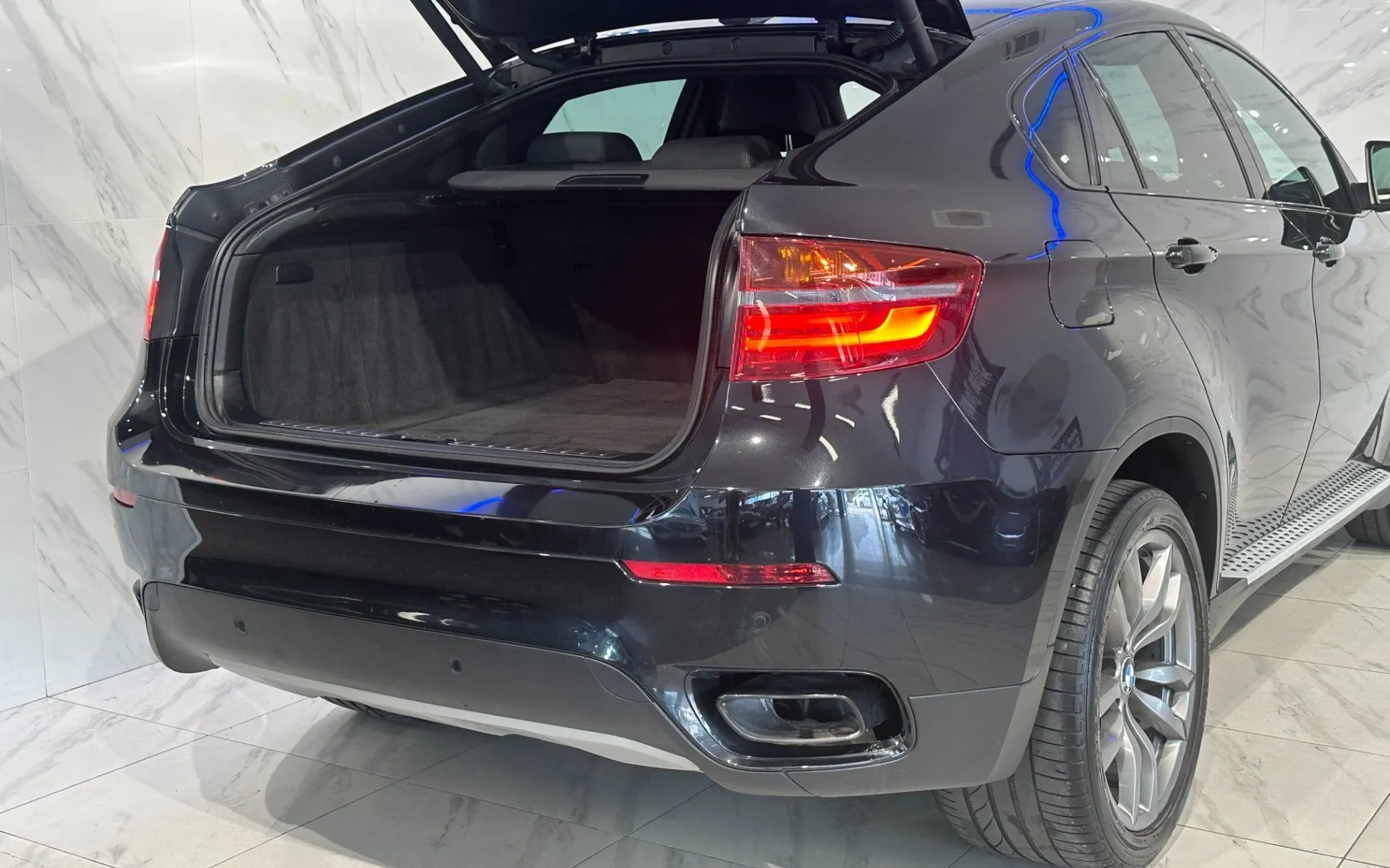 Notranja slika - BMW serija X6: - M50d xD|Pano|Kamera|Memory|HUD|Gretje|Garancija|.. - 7